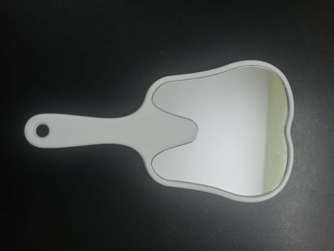 Anyang  Yangpai Tooth Shaped Mirror